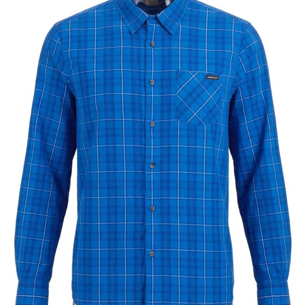 Oakley blue plaid long sleeve